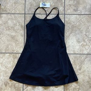 Halara Everyday Cloudful 2 in 1 flare activity dress- Wannabe